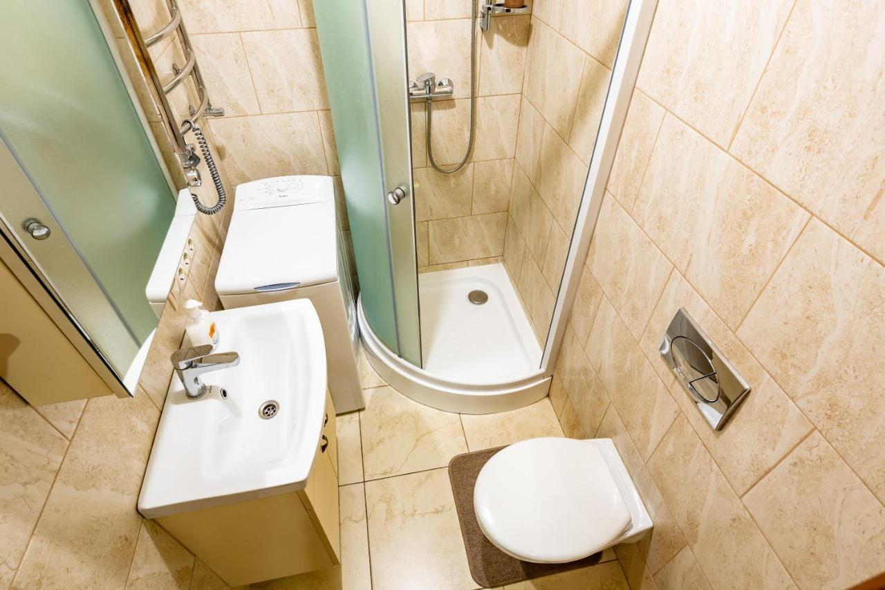 13 Franka Apartment 1 Лвив Екстериор снимка