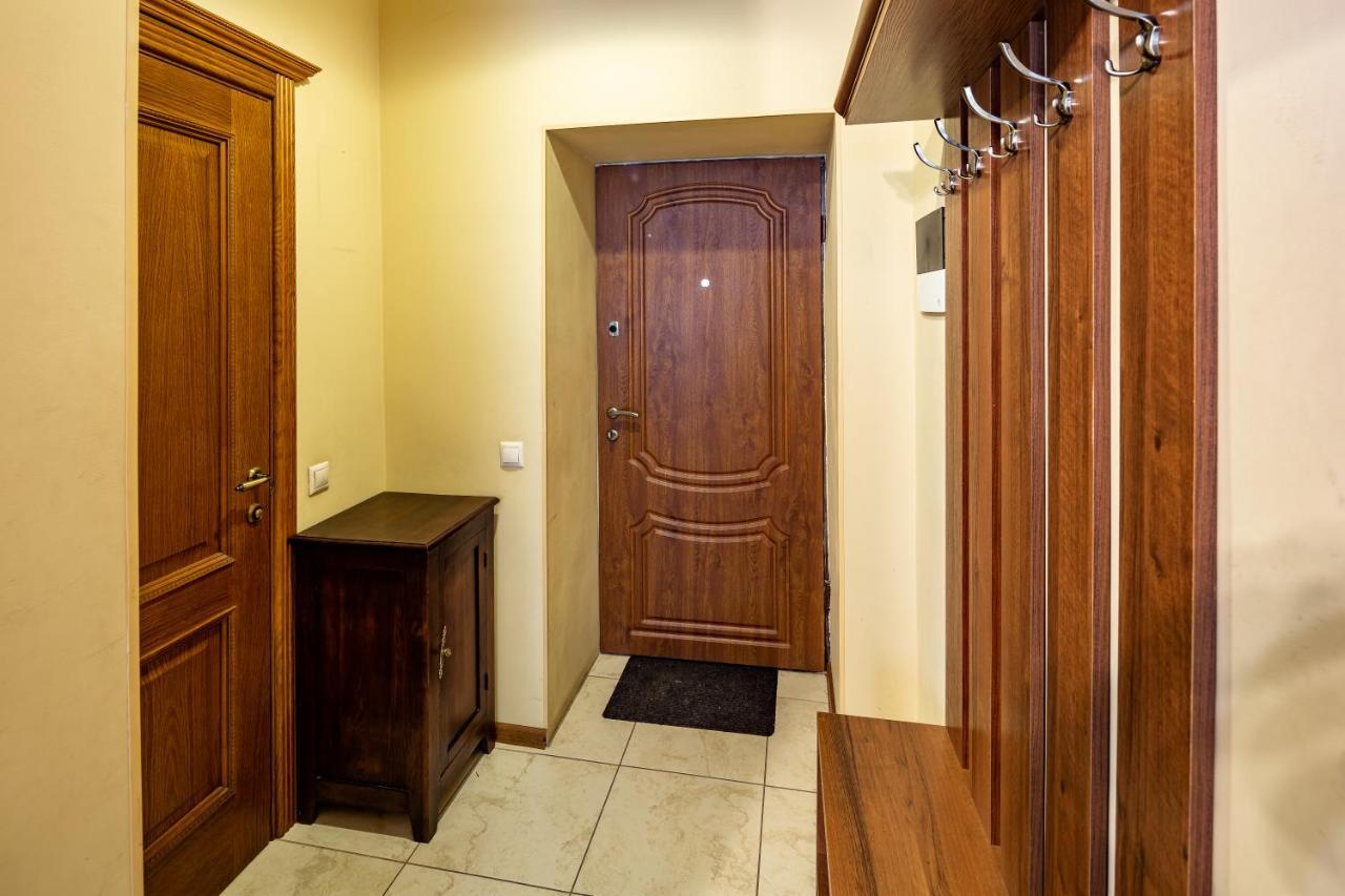 13 Franka Apartment 1 Лвив Екстериор снимка