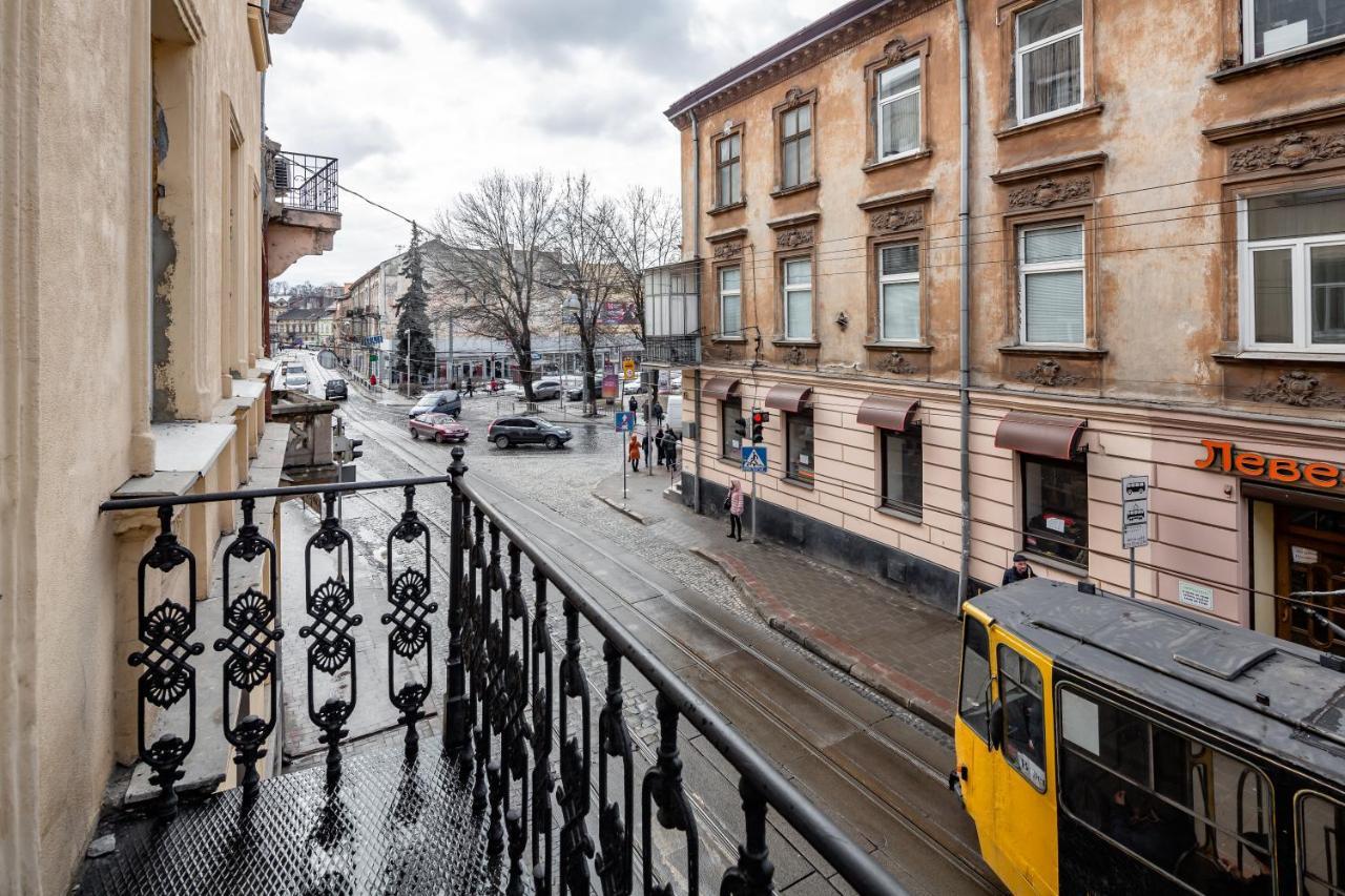 13 Franka Apartment 1 Лвив Екстериор снимка